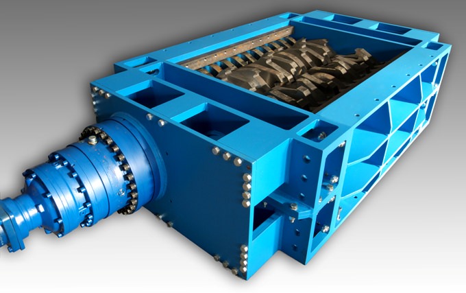 Trituratore monoalbero - E-ZM 380 - Mercodor - per rifiuti solidi sfusi /  di vetro / in plastica